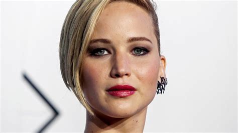 jennifer lawrence tits nude|Jennifer Lawrence NUDE Leaked Pics and PORN Video [2020。